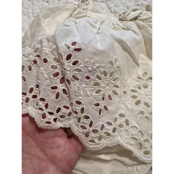 Baby GAP Infant Girls Outfit Size 0-3 months Cream Off White Very good used cond - Picture 4 of 4
